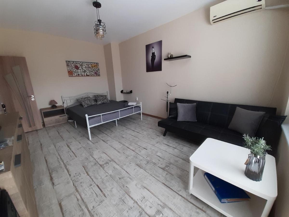 Lefterov'S Guests Suite Varna Eksteriør billede
